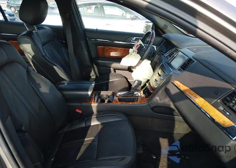 2015 Lincoln Mks z USA, uszkodzony, nr VIN 1LNHL9EK8FG602648